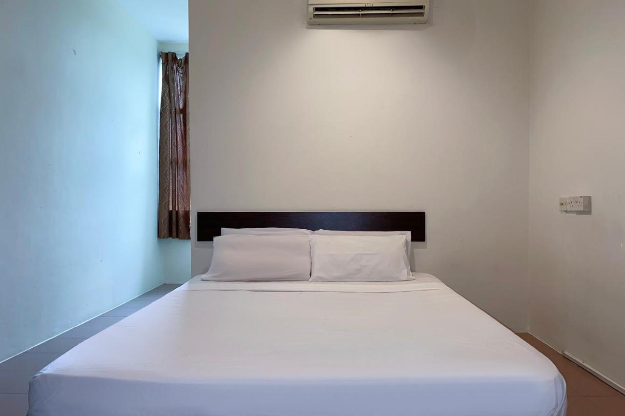 Spot On 89907 Motel Impian Seri Manjung Dış mekan fotoğraf