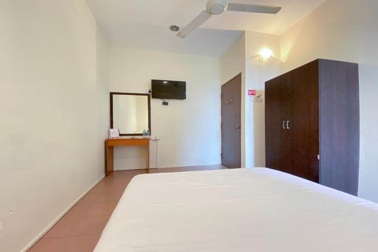 Spot On 89907 Motel Impian Seri Manjung Dış mekan fotoğraf