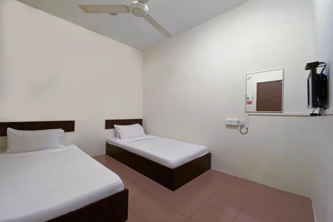Spot On 89907 Motel Impian Seri Manjung Dış mekan fotoğraf