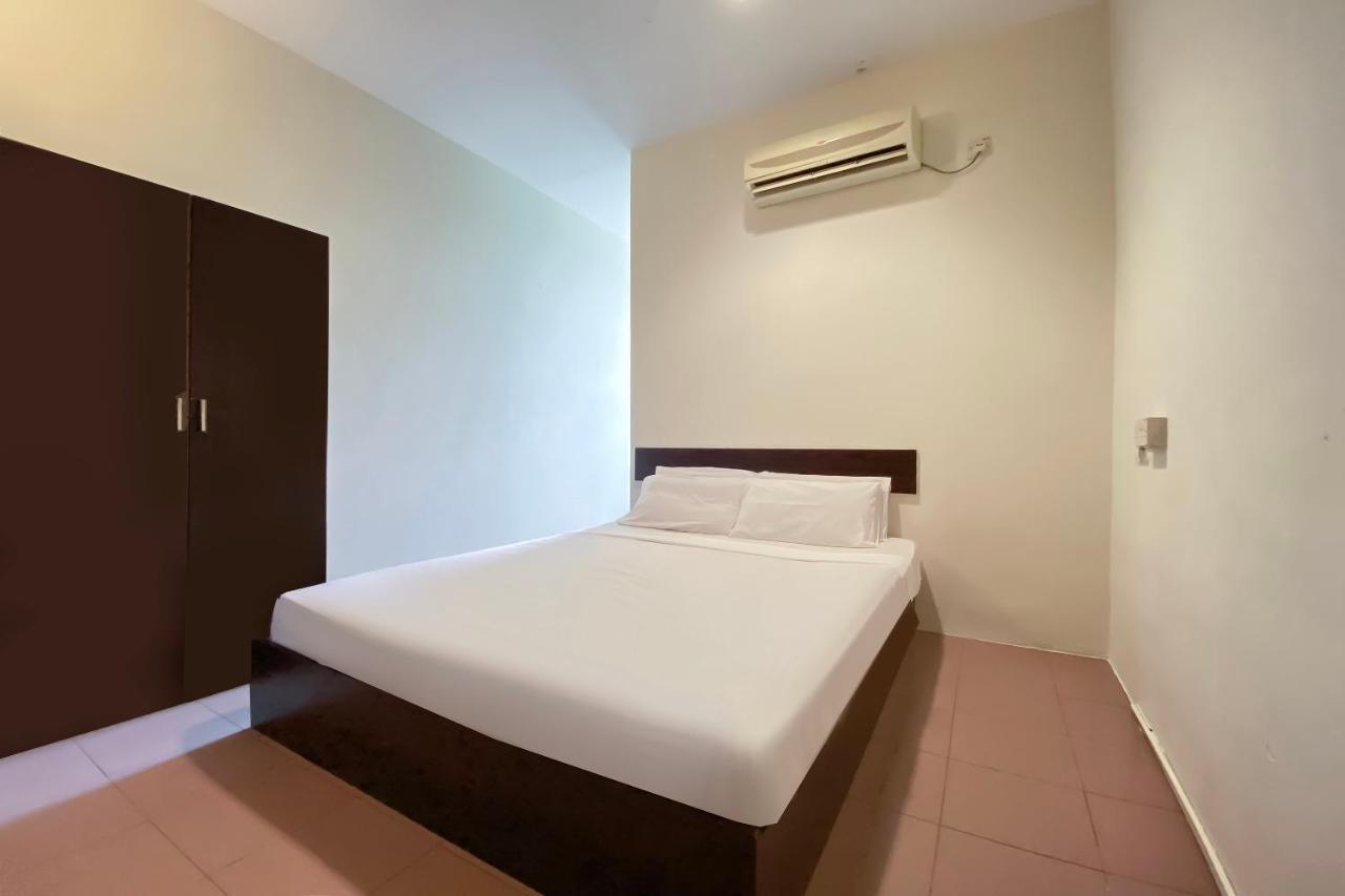 Spot On 89907 Motel Impian Seri Manjung Dış mekan fotoğraf
