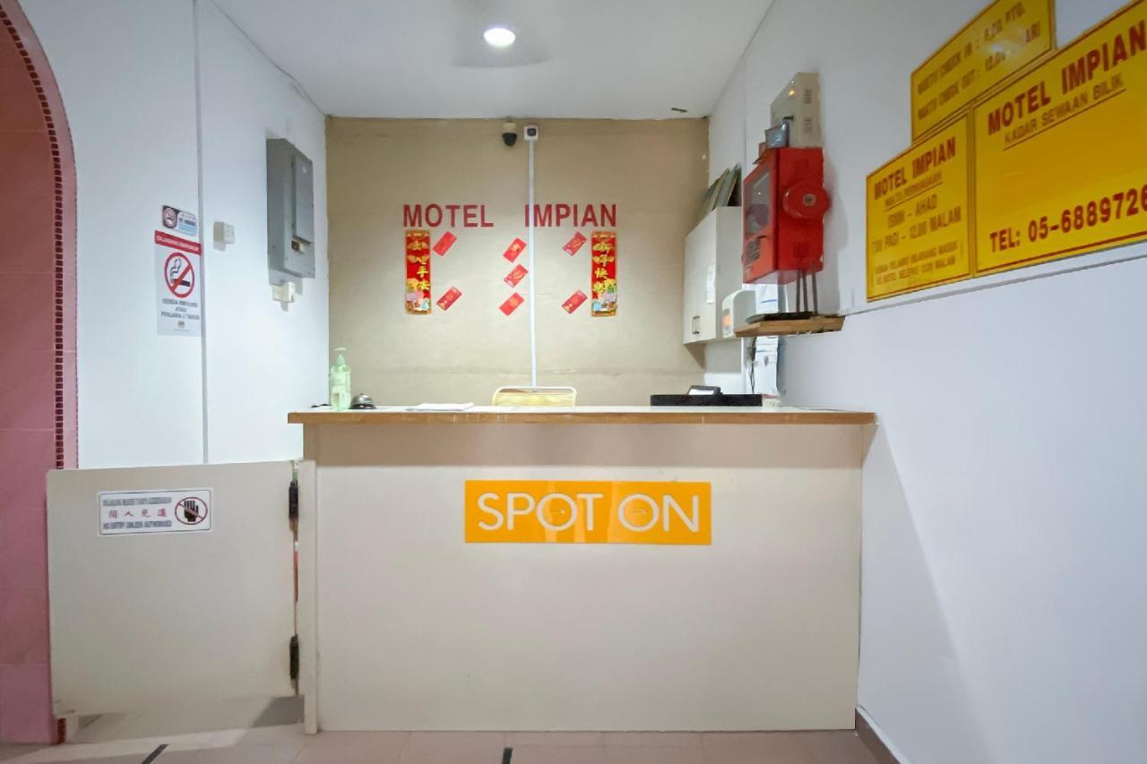 Spot On 89907 Motel Impian Seri Manjung Dış mekan fotoğraf