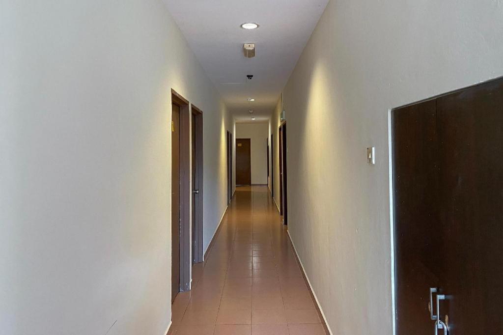 Spot On 89907 Motel Impian Seri Manjung Dış mekan fotoğraf