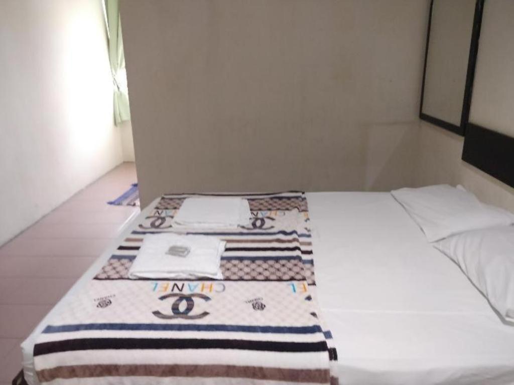 Spot On 89907 Motel Impian Seri Manjung Dış mekan fotoğraf