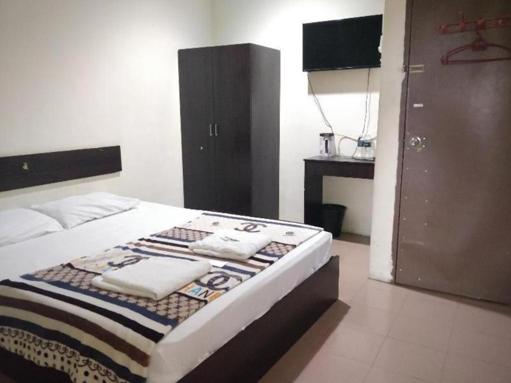 Spot On 89907 Motel Impian Seri Manjung Dış mekan fotoğraf