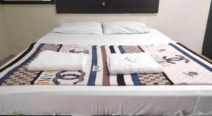 Spot On 89907 Motel Impian Seri Manjung Dış mekan fotoğraf